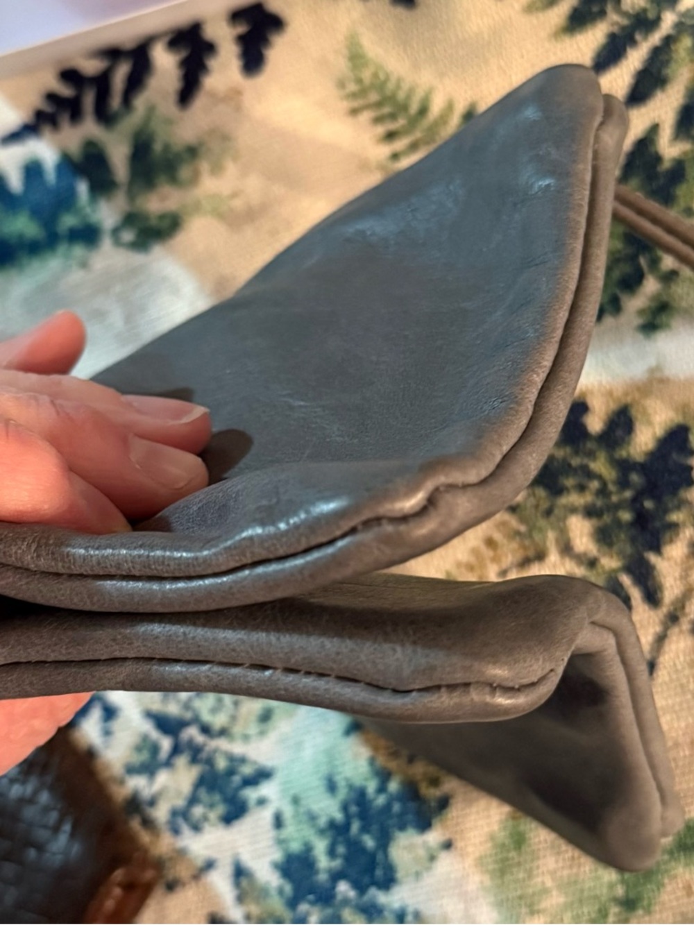 Rough & Tumble Clutch in Storm. Zinc-laquered linen with older style blue label - Picture 6 of 9